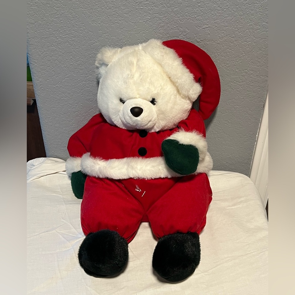 Emporium Jingle Bear. Vintage.